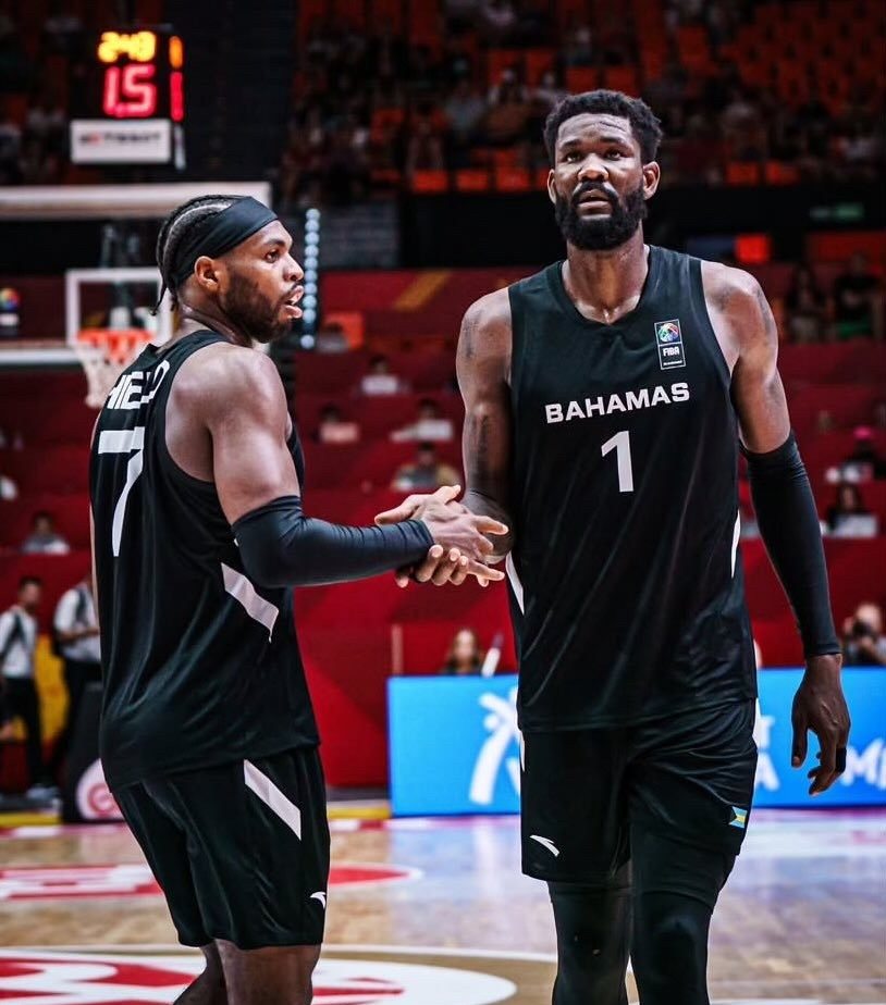 意大利男篮碾压热火B队,艾顿爆发神勇 意大利男篮碾压热火B队,艾顿爆发神勇