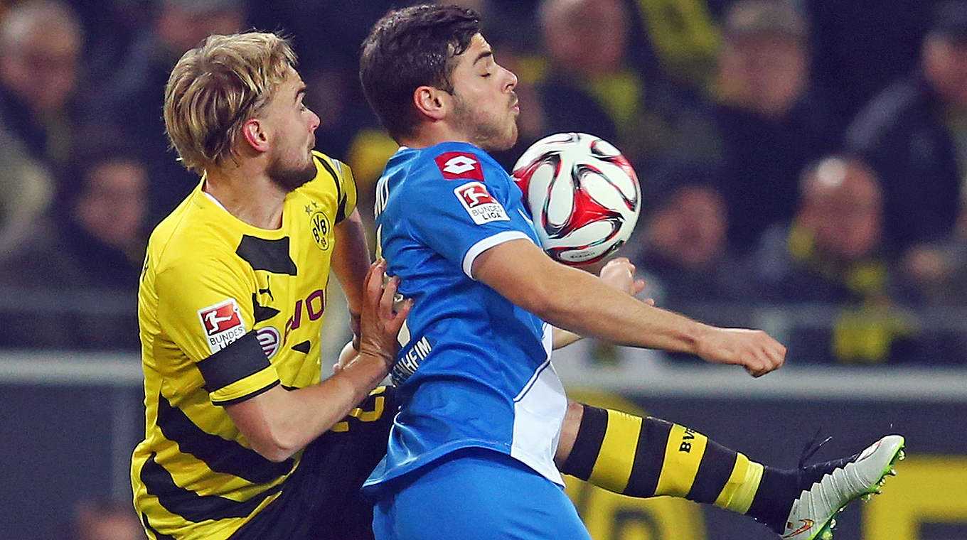 法国队轻取韩国队，安赛龙状态火热