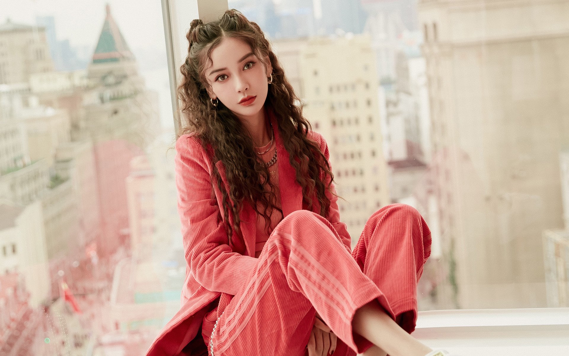 斗牛士与公牛,罗德里戈一脚刺穿乌拉圭铁幕